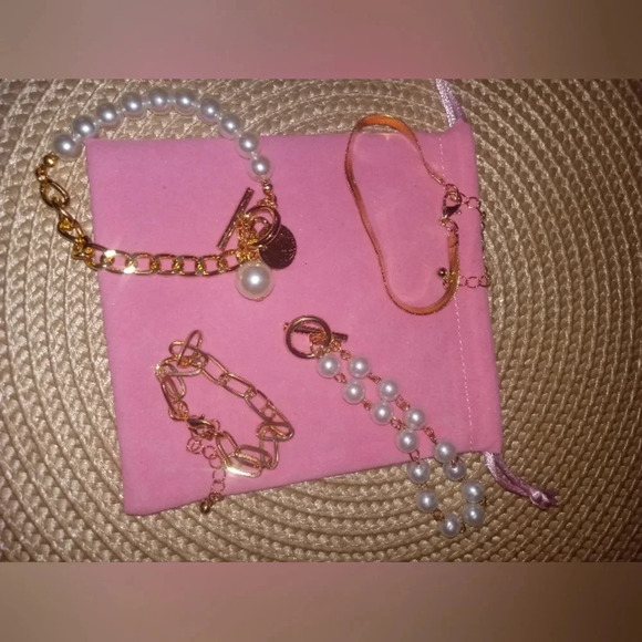 Fashion jewelry‎ bracelets - Picture 1 of 5